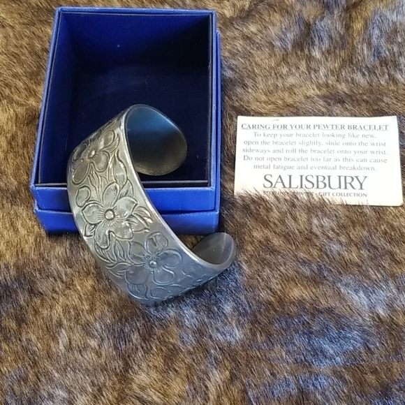 Salisbury Jewelry - - Salisbury Pewter Flower Cuff February